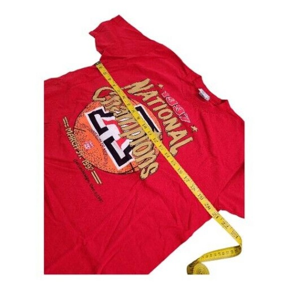 U Of Arizona Basketball 1997 National Championship T Shirt Size Large Men's - Picture 9 of 12